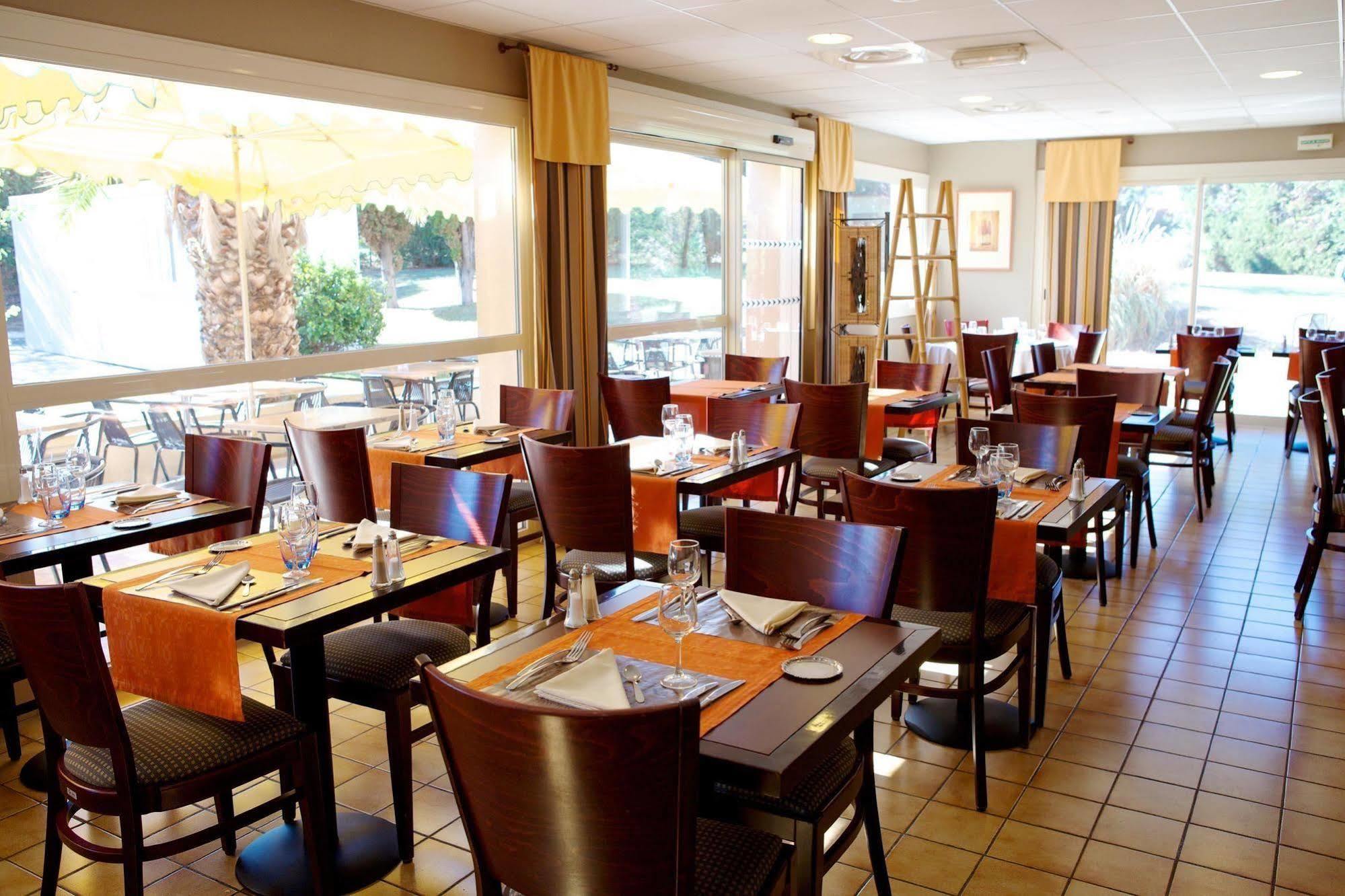 Brit Hotel Marseille Aéroport - A&S Mirabeau Restaurante foto